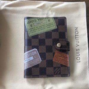 Louis Vuitton mini agenda